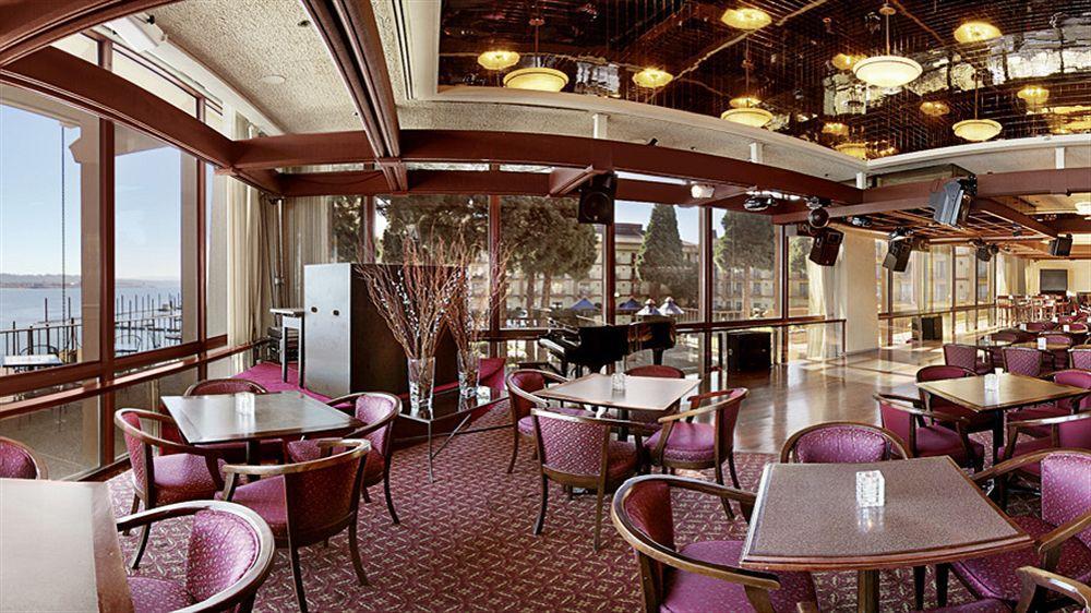 Holiday Inn Portland - Columbia Riverfront By Ihg Bagian luar foto