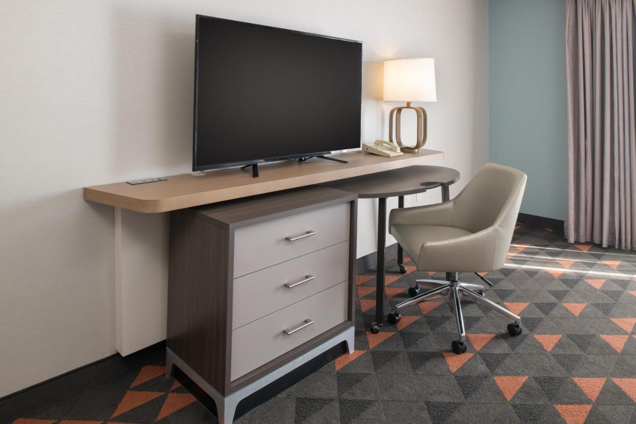 Holiday Inn Portland - Columbia Riverfront By Ihg Bagian luar foto